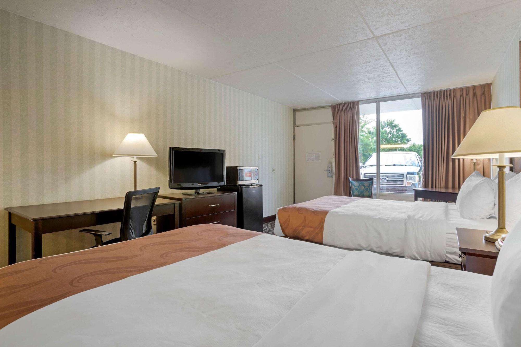 Quality Inn Fredericksburg Near Historic Downtown Экстерьер фото