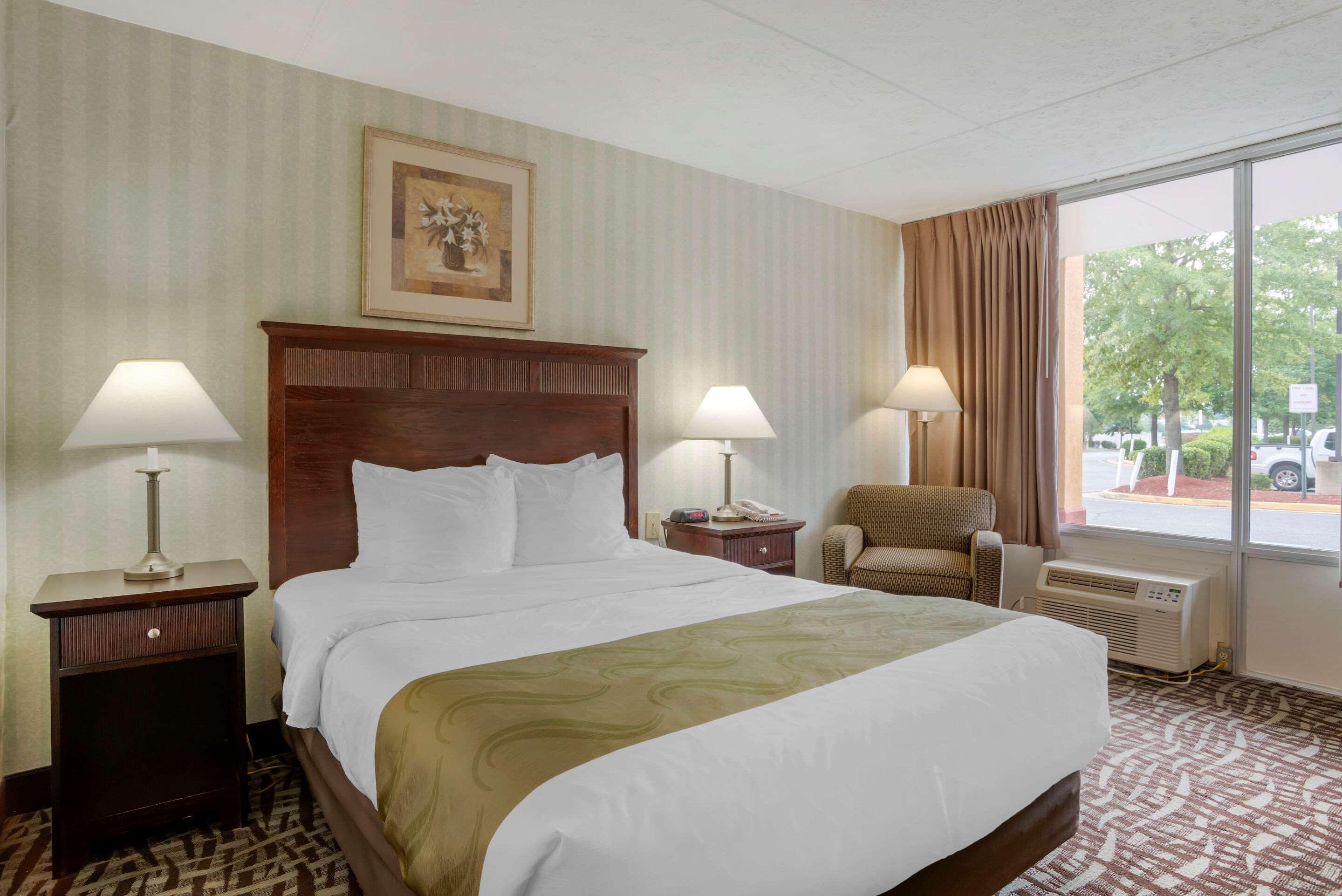 Quality Inn Fredericksburg Near Historic Downtown Экстерьер фото