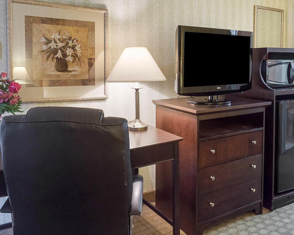 Quality Inn Fredericksburg Near Historic Downtown Экстерьер фото