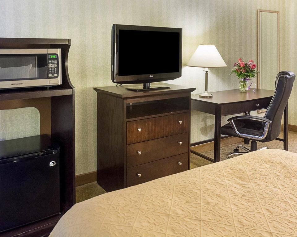 Quality Inn Fredericksburg Near Historic Downtown Экстерьер фото