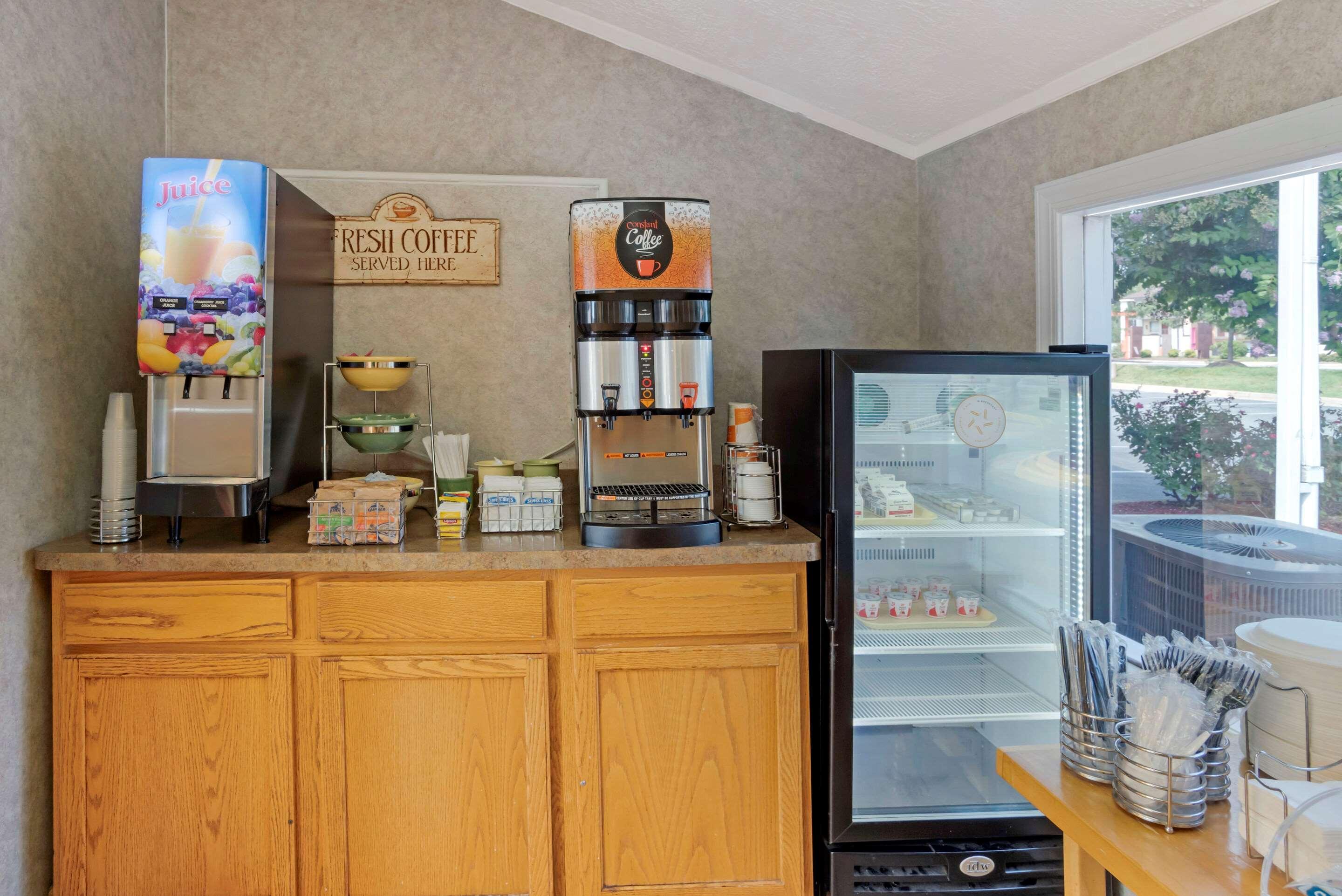 Quality Inn Fredericksburg Near Historic Downtown Экстерьер фото