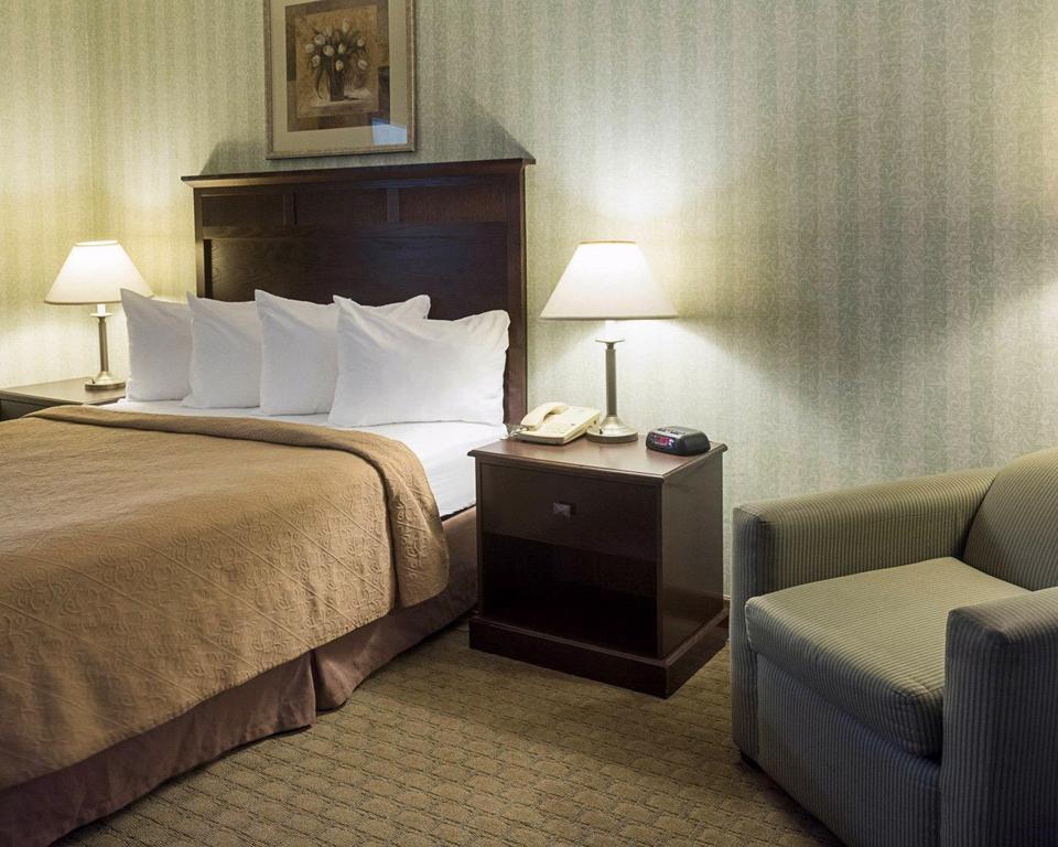 Quality Inn Fredericksburg Near Historic Downtown Экстерьер фото