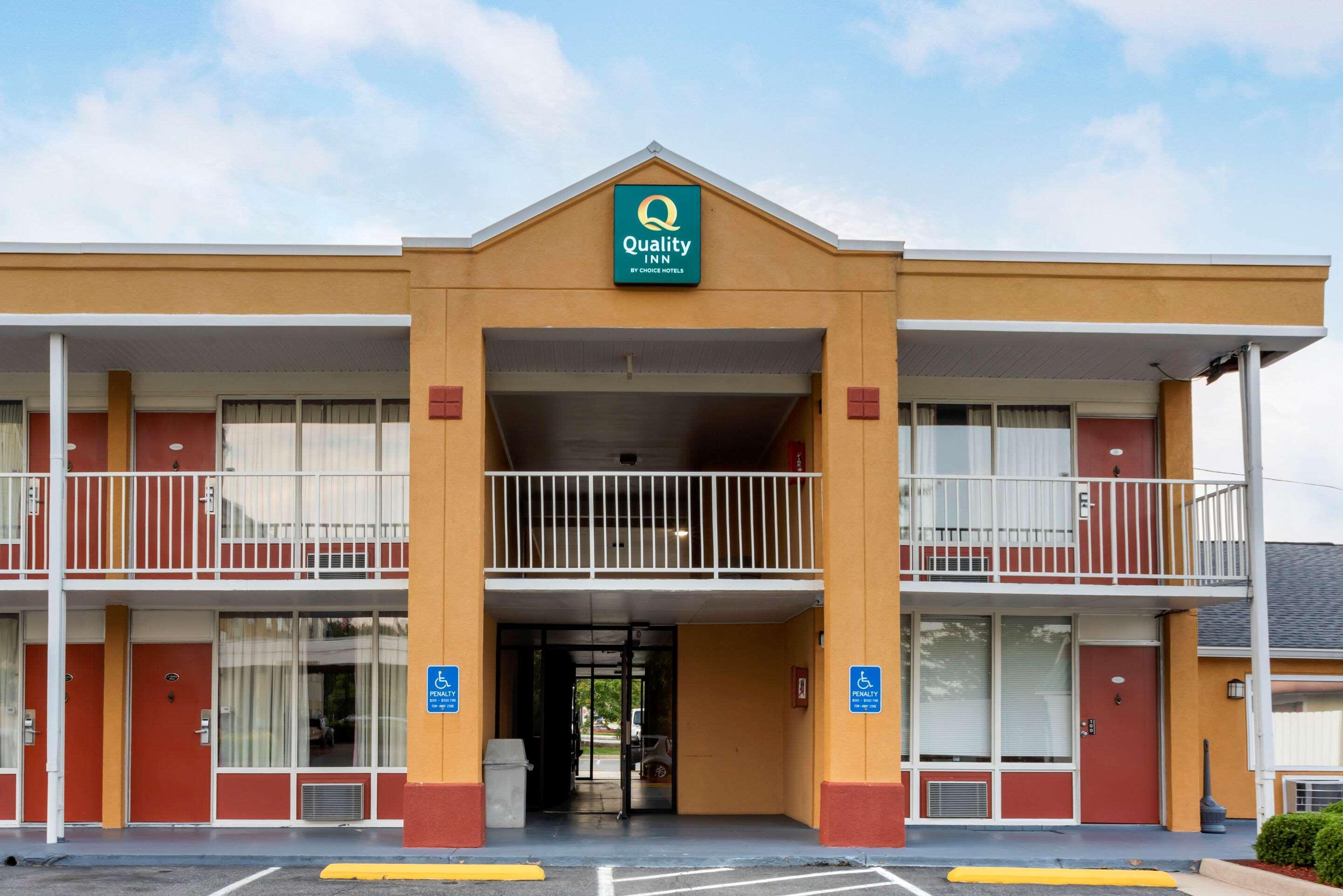 Quality Inn Fredericksburg Near Historic Downtown Экстерьер фото