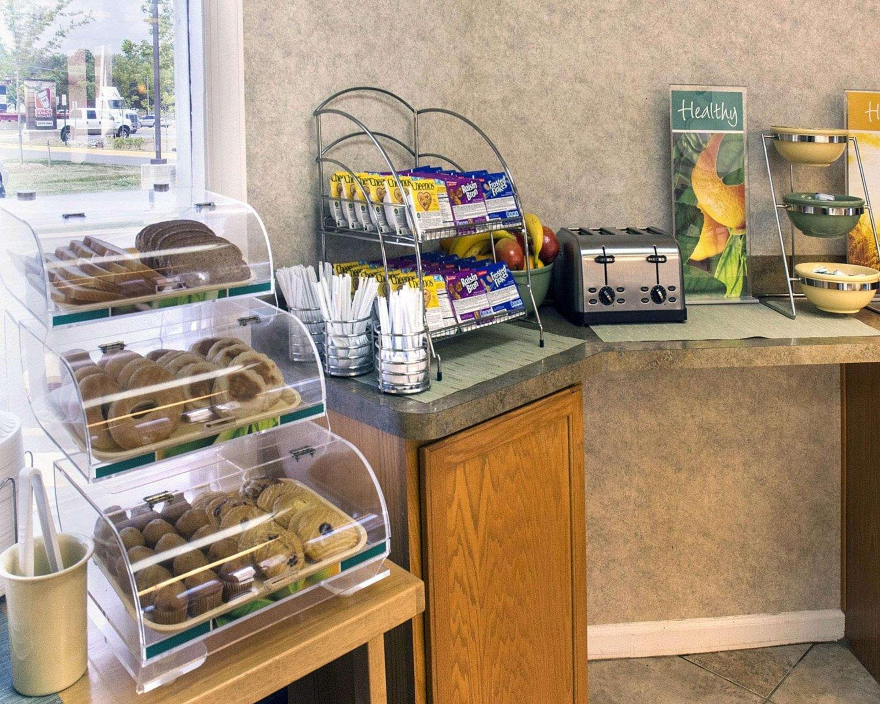 Quality Inn Fredericksburg Near Historic Downtown Экстерьер фото